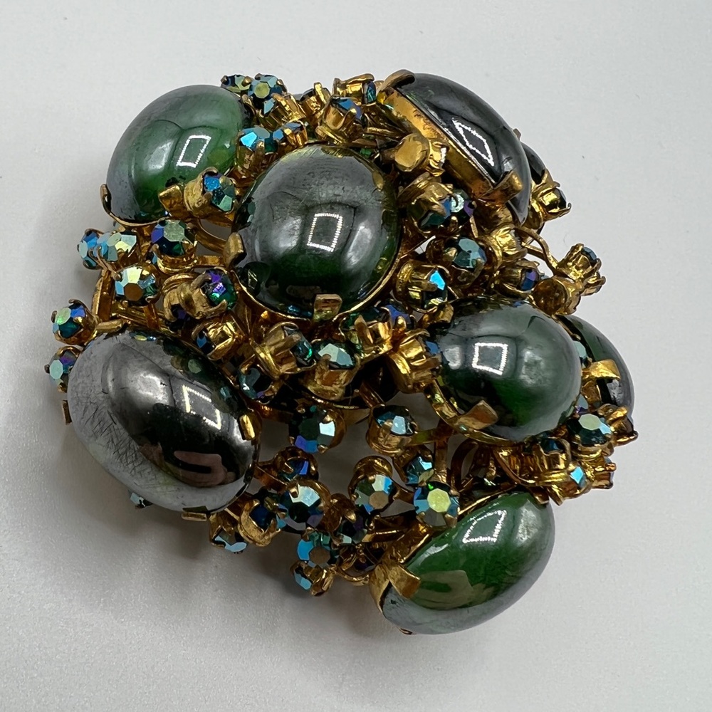 Austrian Gold & Green Rhinestone Brooch - Picture 2 of 9